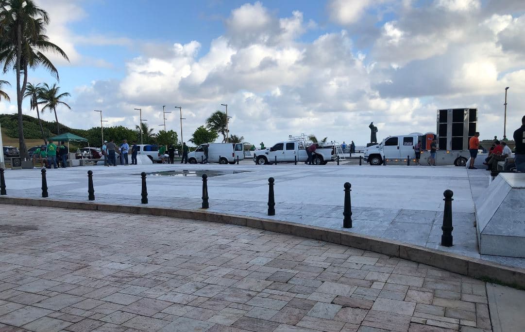 Los manifestante marcharon desde el Capitolio hasta la Fortaleza