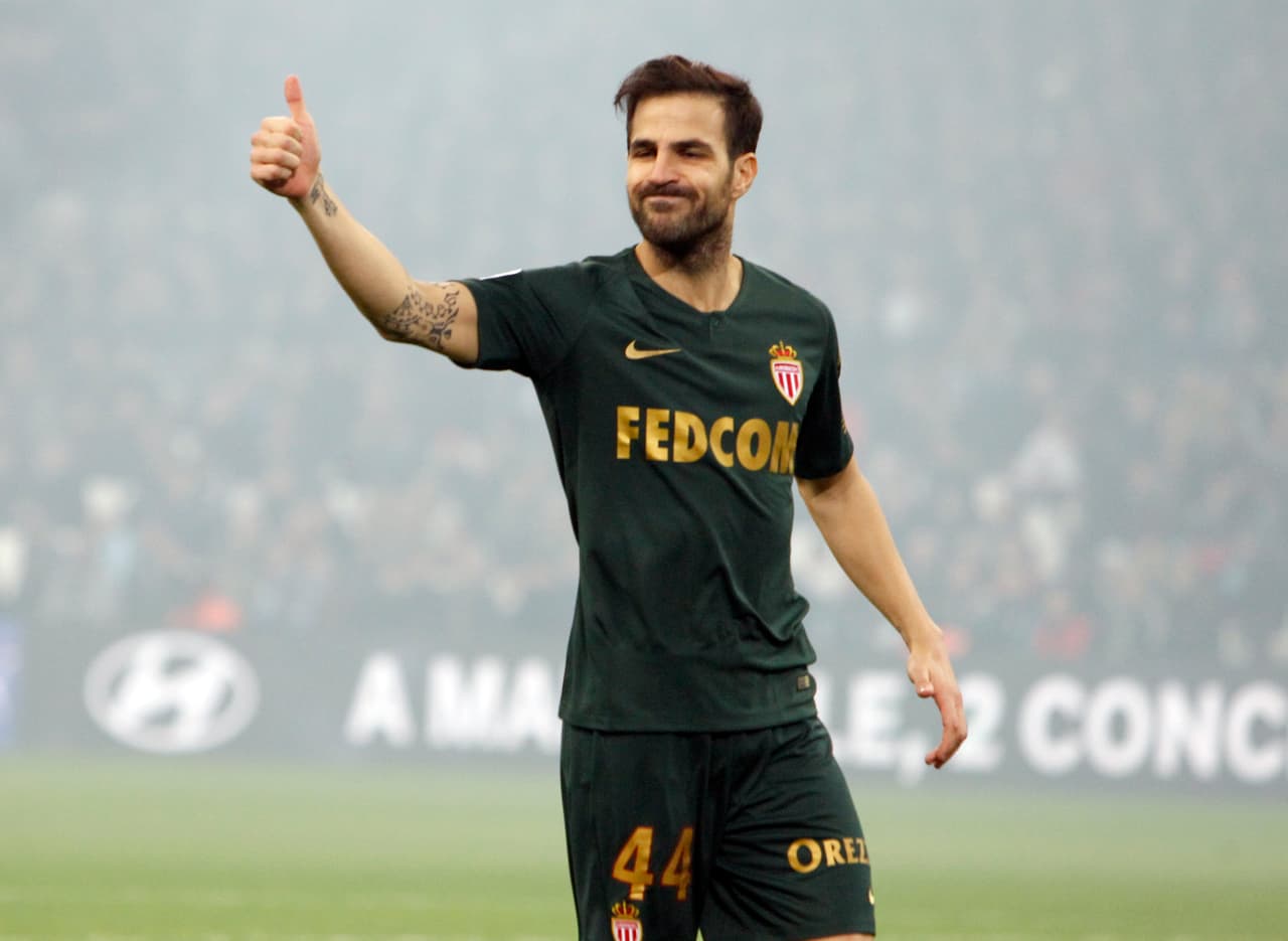 Cesc Fàbregas | Luego de su paso por el futbol inglés con Arsenal, llegó a Barcelona en 2011. En 2014 fichó para Chelsea y cinco años más tarde llegó a la Ligue 1 para jugar con Mónaco. A sus 32 años, está valuado en el mercado de piernas en 7 millones de dólares.