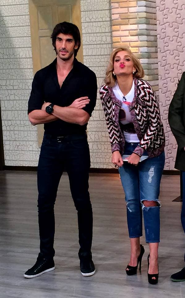 ¡Beso, beso! Malillany le manda besos a todos sus fans.