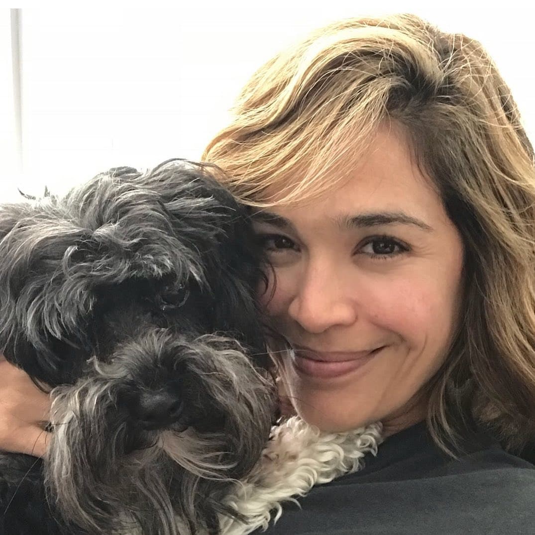 Karla disfruta de su tiempo libre alejada de las cámaras, y lo hace dejando descansar a su piel del maquillaje que diariamente tiene que usar para el show matutino.