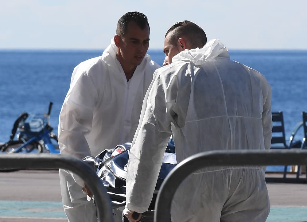 Un padre y su hijo estadounidenses mueren en el ataque terrorista de Niza