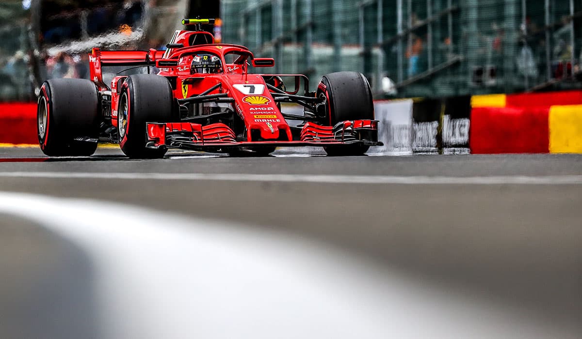 La mala noticia para Ferrari fue que su piloto Kimi Raikkonen tuvo que retirarse, por lo que no sumó más puntos que los de Vettel (25) en el campeonato de constructores.