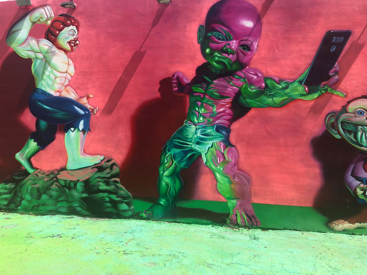 Si ya ha ido antes, puede repetir el paso porque los murales han cambiado en algunas calles.