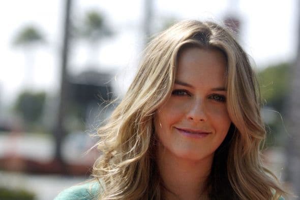 Alicia Silverstone se hizo famosa en la película 'Clueless' de 1995 y desde entonces se ha mantenido activa en el cine y la TV, aunque no ha tenido ya tanto éxito y popularidad como en aquellos años en que ella y Liv Tyler hicieron videoclips de Aerosmith.