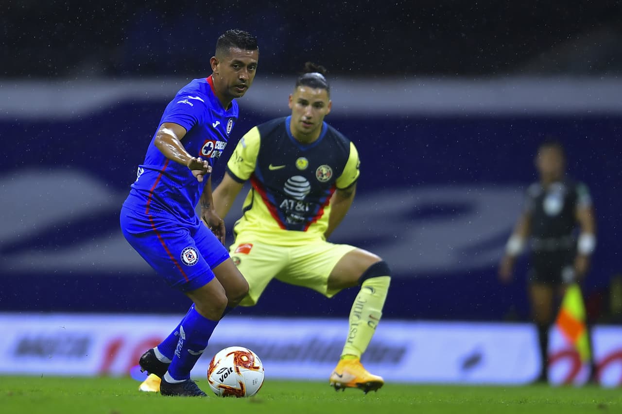 Oscar Jiménez y Jesús Corona comienzan a tener más protagonismo en el juego.