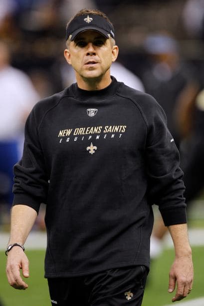 Los New Orleans Saints ganaron el Super Bowl XLIV durante la temporada 2009, sin embargo, de ese 2009 al 2011 corrieron un sistema de pago de recompensas económicas a sus jugadores por lesionar rivales. Por ello, la NFL suspendió al entrenador en jefe Sean Payton y al apoyador Jonathan Vilma por toda la temporada del 2012, al coordinador defensivo Greg Williams indefinidamente, al Gerente General Mickey Loomis por 8 juegos, al asistente Joe Vitt por 6 encuentros y a otros tres jugadores por parte de la campaña.