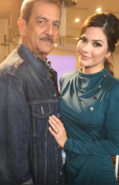 Sin embargo, 
<b><a href="https://www.univision.com/famosos/ana-patricia-abraza-a-su-papa-una-ultima-vez-y-hace-una-promesa-para-que-el-descanse-en-paz-video" target="_blank">la muerte lo sorprendió</a></b> mientras su hija estaba en Miami, lugar en donde reside. 
<br>