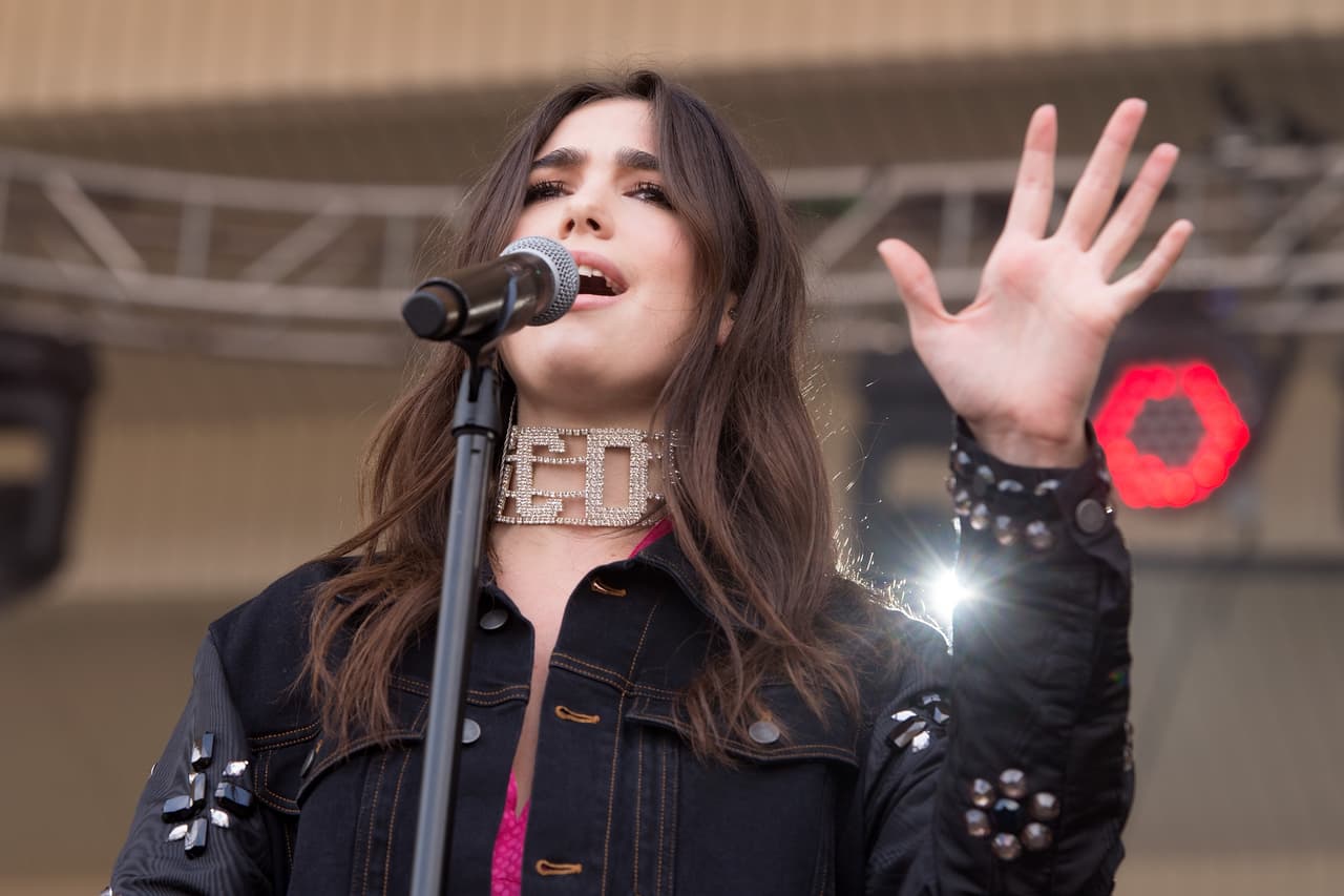 Ambiente del tercer día de conciertos de Lollapalooza 2016. Mira fotos de las actuaciones de Red Hot Chili Peppers y muchas estrellas más. Además del ambiente en el Grant Park.