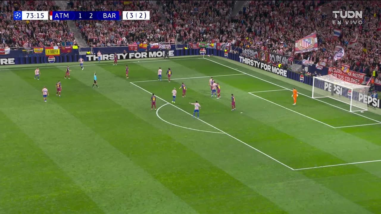 ¡TIRO ATAJADO! disparo por Robin Le Normand.