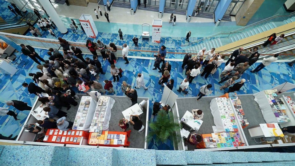 ¿Ciencia en español o más ciencia en la sociedad?