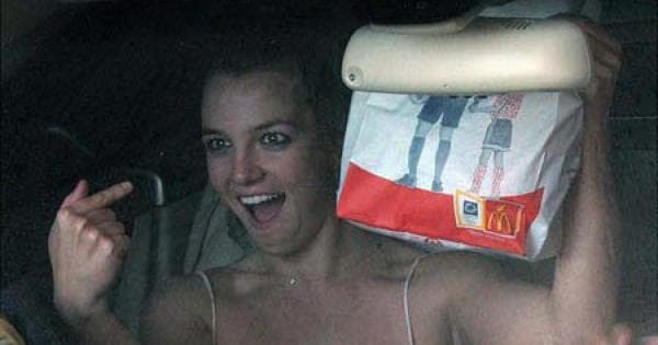 ¿Será que Brit tiene que bajar algunas calorías en su dieta?