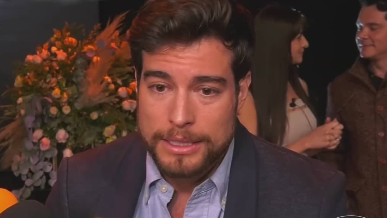 Danilo Carrera salvó su vida tras ser atropellado gracias a sus habilidades como actor