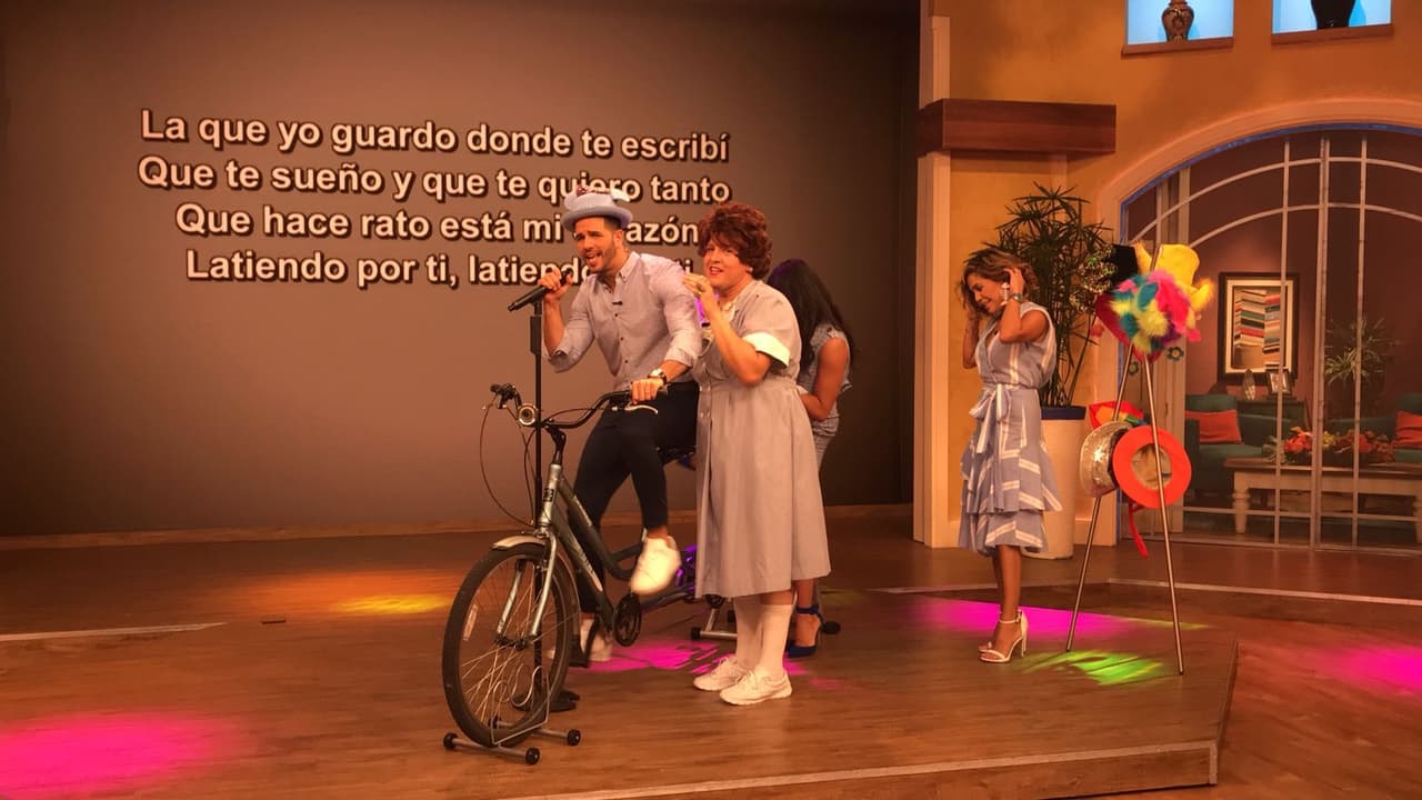 Meche descubrió que además de buen cocinero, Yisus también le pone empeño a la cantada.