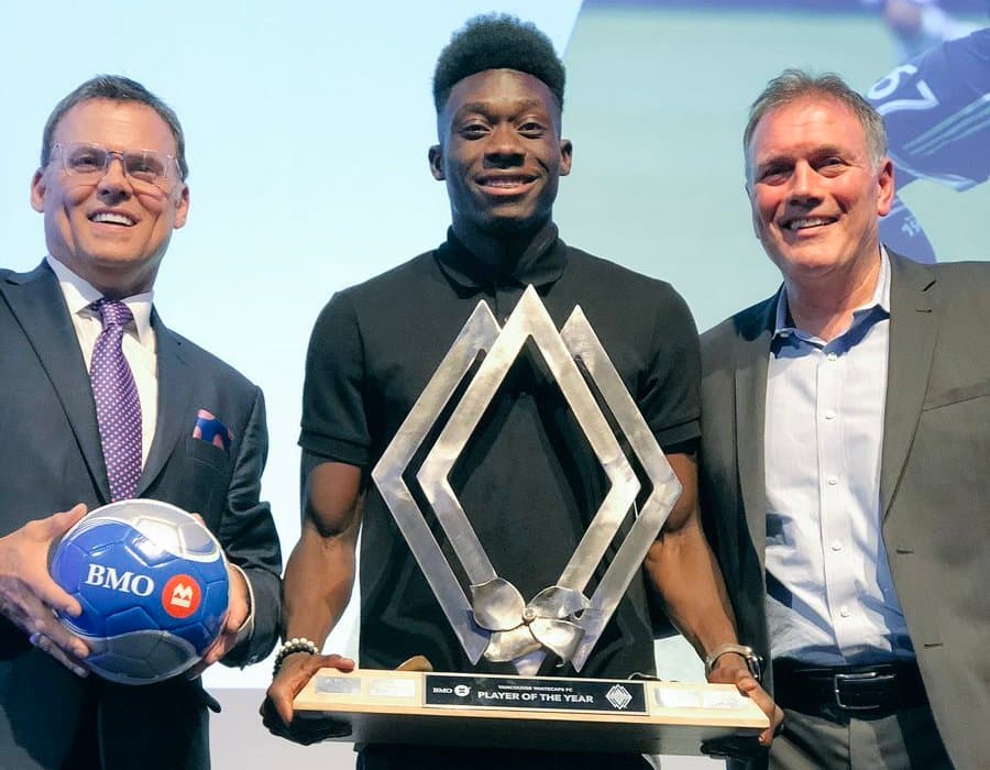 Antes de unirse a Bayern Munich, Alphonso Davies deja Vancouver Whitecaps como MVP de su equipo