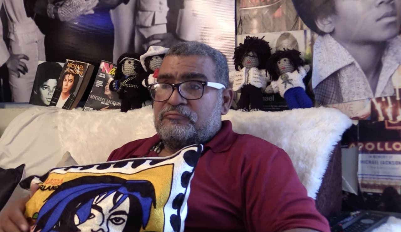 David Cruz comenzó a coleccionar artículos de Michael Jackson hace más de 10 años.