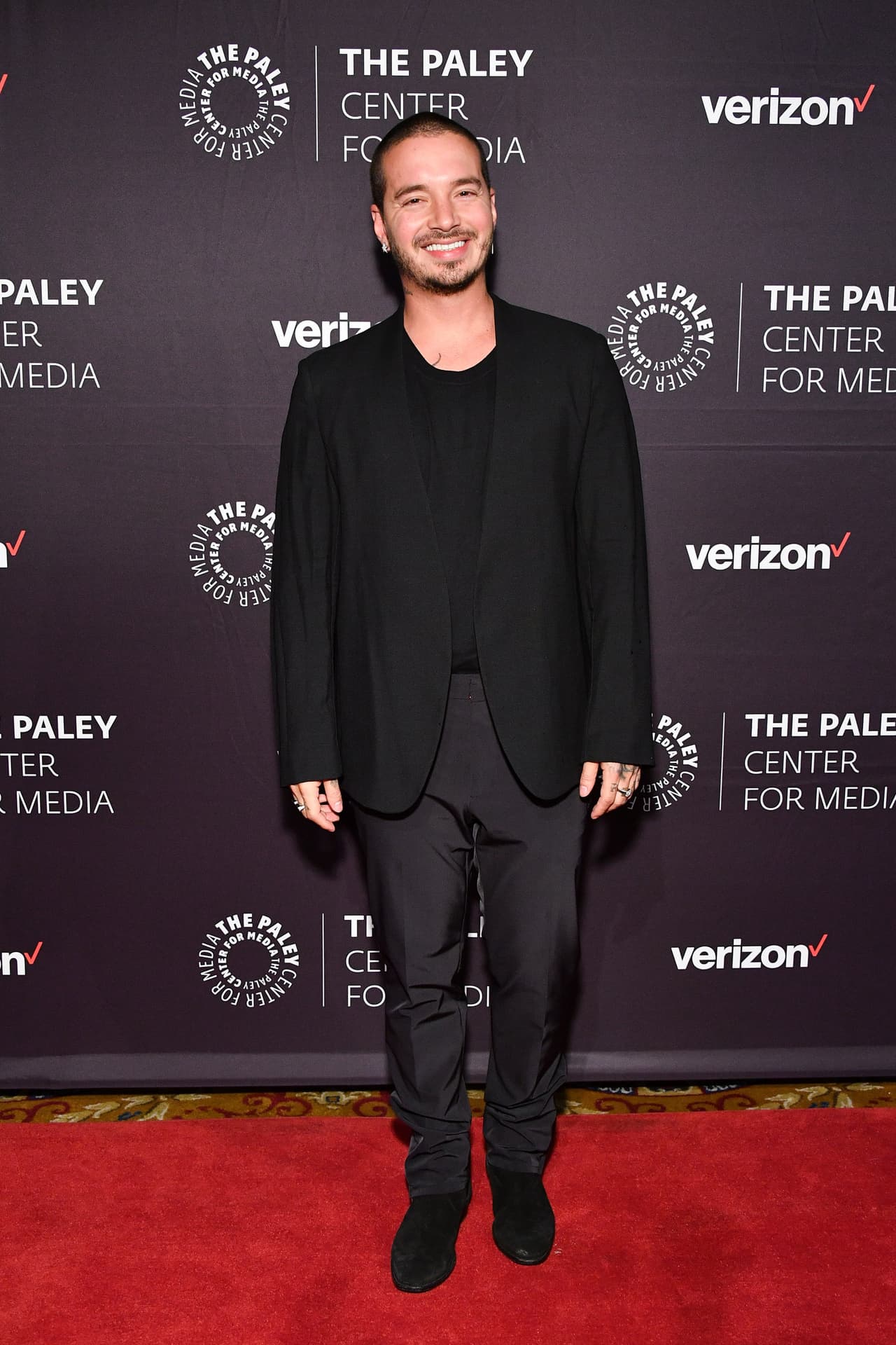 J Balvin se suma al 'boom' de los artistas que establecen alianzas con marcas importantes para el lanzamiento de productos especiales, lo que agradecen sus 
<b><a href="https://www.instagram.com/jbalvin/">más de 26 millones de seguidores solo en la red social Instagram</a></b>.