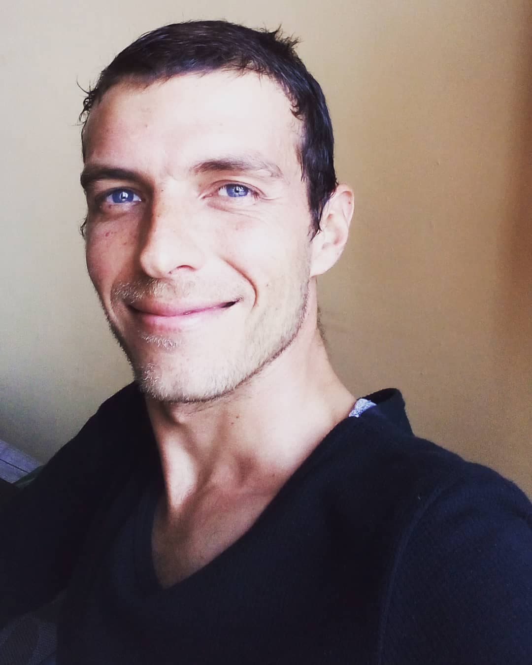 Camilo Blanes, el heredero del fallecido cantante, recogió a principios de octubre las cenizas de su padre que se encontraban en una funeraria de Madrid, España.