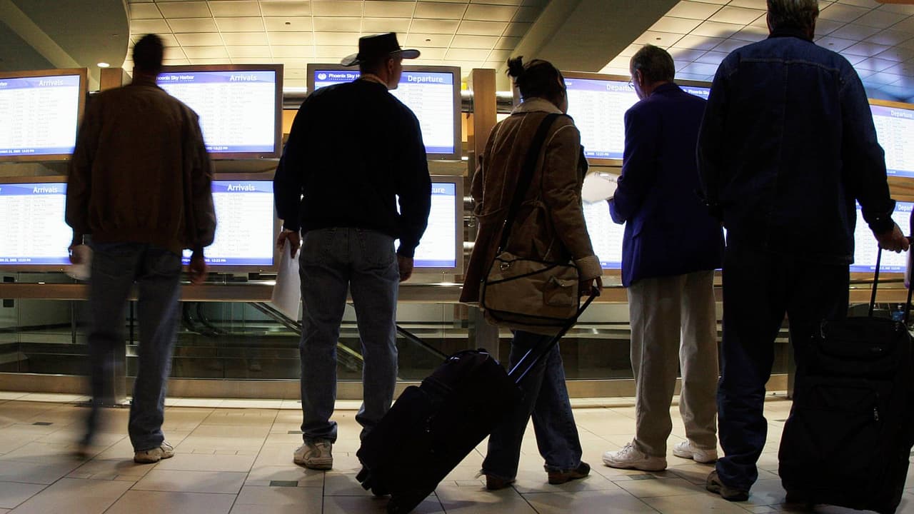 Reportan retrasos en el aeropuerto Phoenix Sky Harbor: revisa antes de salir