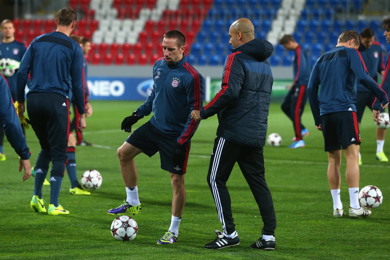 El estilo de Guardiola tuvo que adaptarse a los talentos de los jugadores, pero de a poco hubo compenetración. Eso sí, era criticado por algunos sectores.