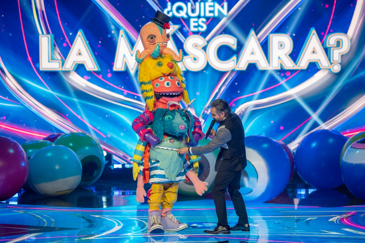 Los investigadores aclamaron su actuación por meter voces de su personaje durante la canción. Germán y Freddy Ortega, ‘Los Mascabrothers’ fueron las apuestas de Juanpa Zurita y Yuri. Mientras que Galilea Montijo mencionó a Ariel Miramontes y Carlos Rivera creyó que se trataba de Ricardo Fastlicht.