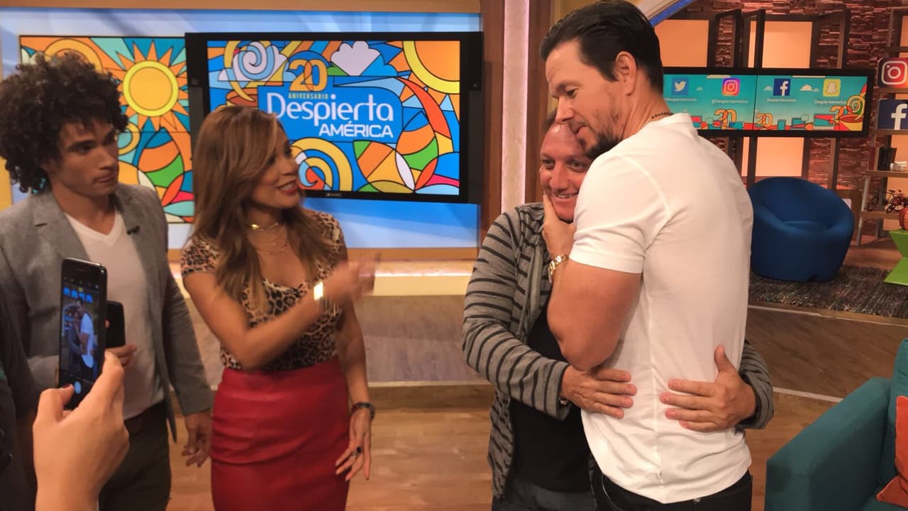 Chucky, nuestro camarógrafo, se llevó hasta un abrazo del actor.