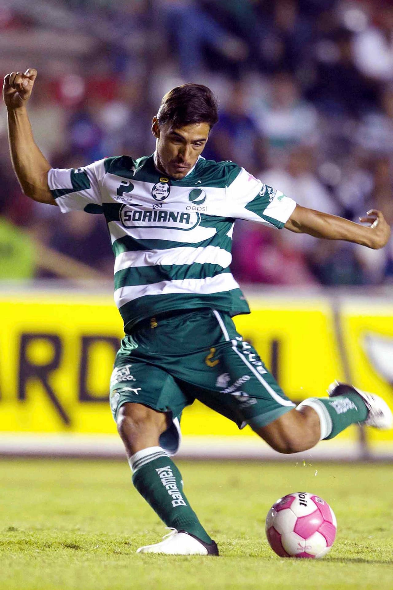 Otro fichaje con mucho buen tino fue el del zaguero Oswaldo Alanís.