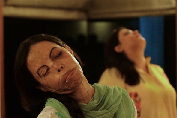 El gobierno ha invitado a todos a participar. Muchas mujeres atacadas con ácido se sumaron igualmente al evento.