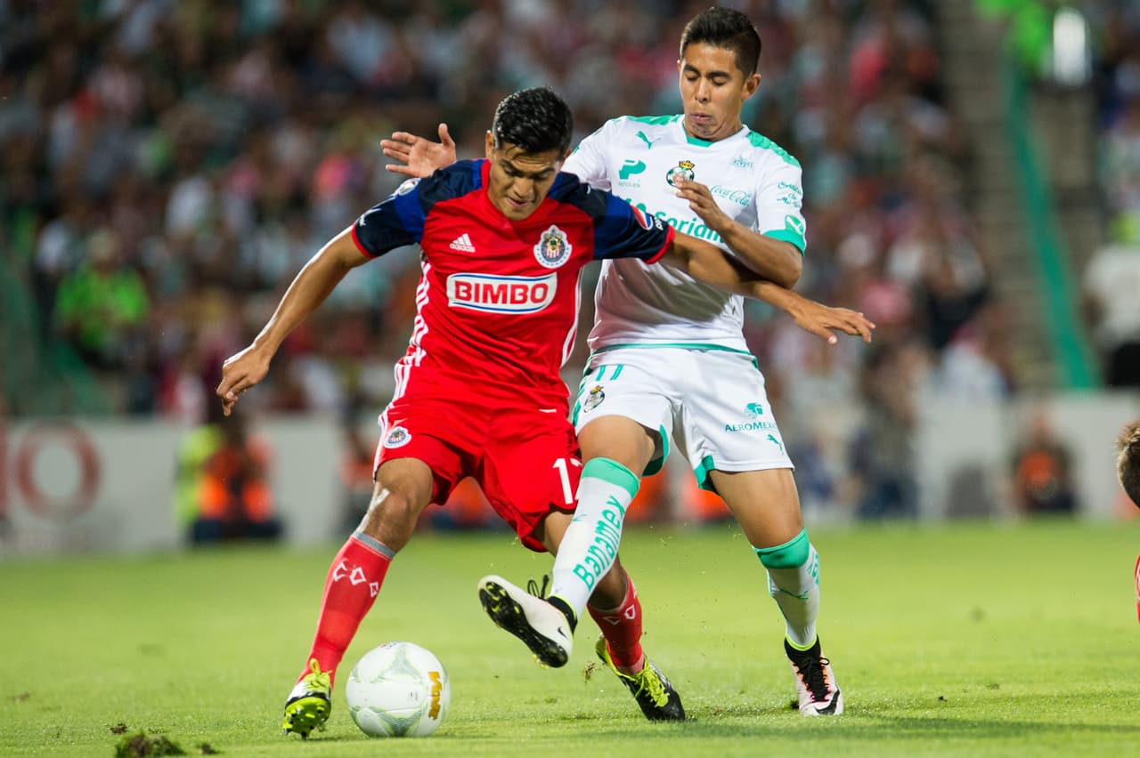 Néstor Calderón es el cuarto refuerzo de Chivas