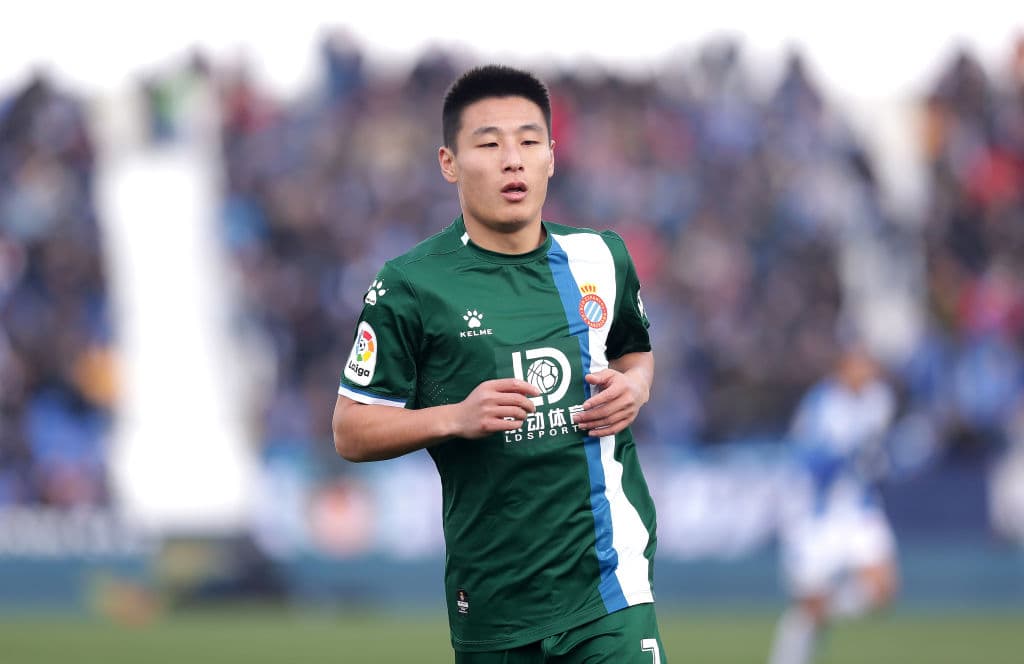 El leganés de Javier Aguirre se impone 2-0 ante el Espanyol y se despega del último lugar de la tabla de La Liga española. Los autores de los goles fueron Martín Braithwaite y Youssef En-Nesyri.