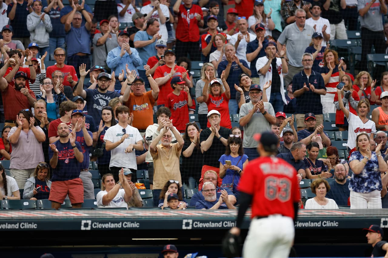 El equipo planea construir un estadio de nueve acres por valor de 1,500 millones de dólares donde actualmente se encuentra el Hotel Tropicana en Las Vegas.
