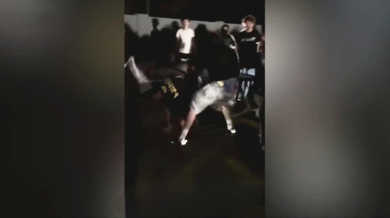 Adolescente agredido y amenazado con un arma en una fiesta en Surprise: Su madre exige justicia