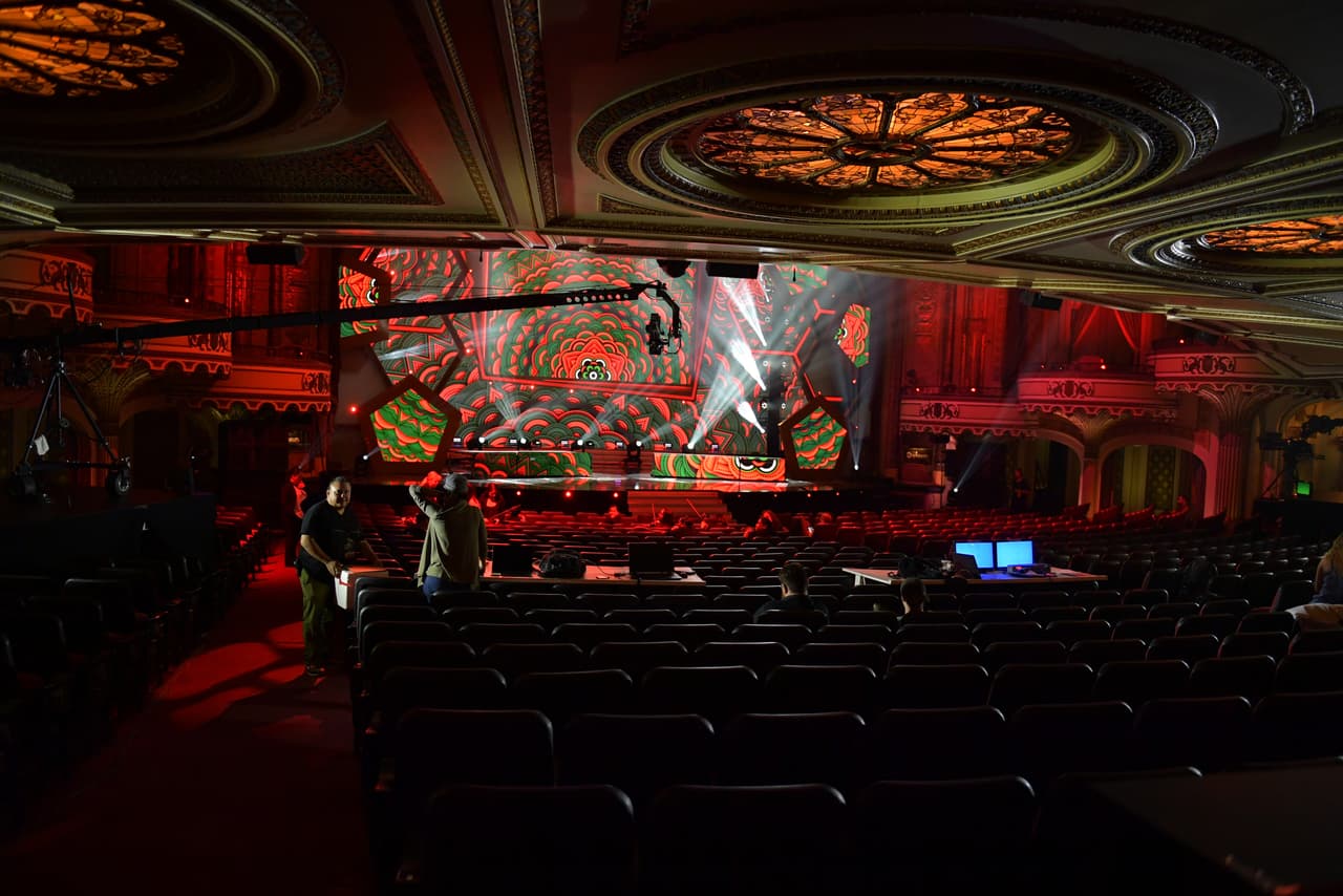Durante los ensayos en The Orpheum Theatre no se dejó detalle alguno de lado.
