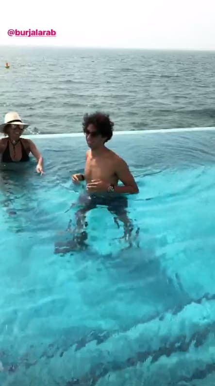 A través de algunos videos en las redes sociales, la Flaca explicó que tienen piscinas de agua dulce y también de agua salada.