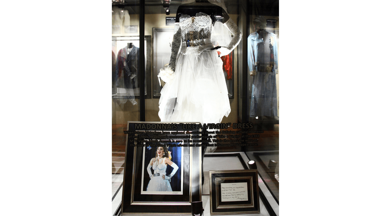 Vestido de Madonna en 'Like a Virgin'