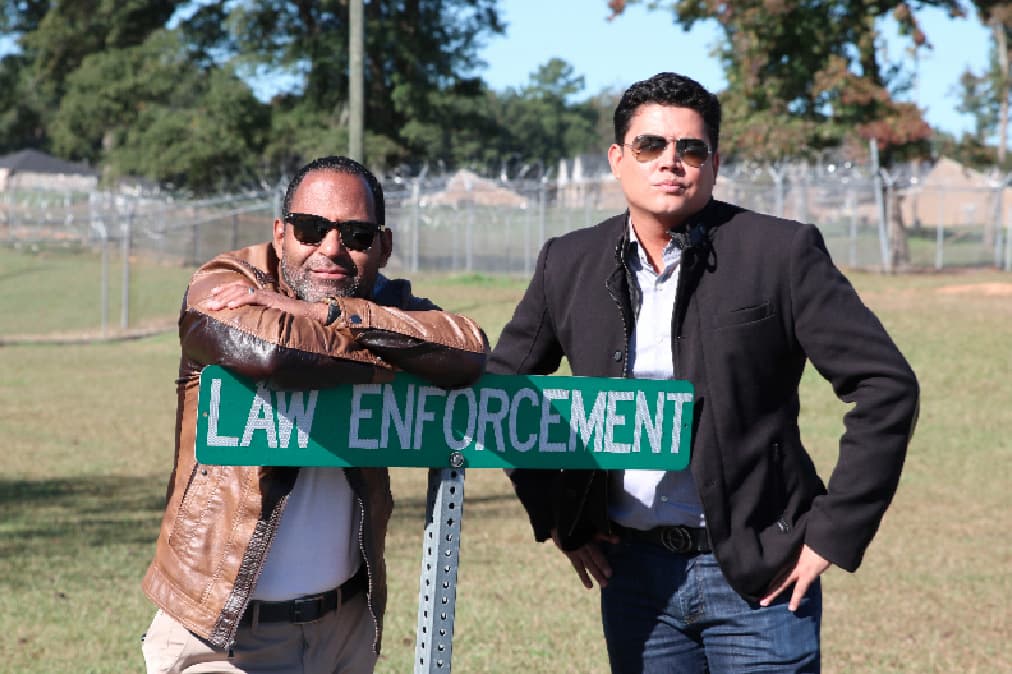 Pero tanto Tony como Orlando están dispuestos a todo por mantenernos informados.