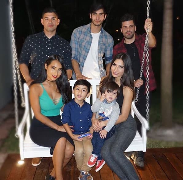 ALEJANDRA ESPINOZA
<br>Feliz con Aníbal, Matteo y su familia