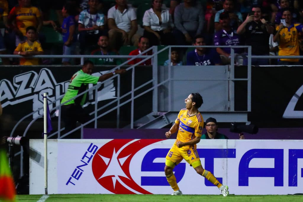Diego Lainez admite que Tigres le devolvió la sonrisa y elude hablar del América