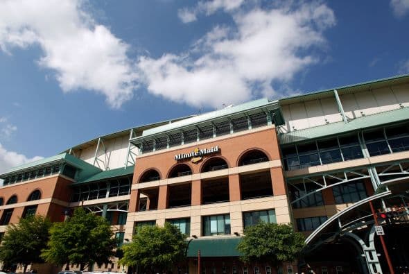 9. Texas Por abajo del umbral de pobreza en 2009: 17.2 por ciento. Por abajo del umbral de pobreza en 2008: 16 por ciento. Residentes cuyos ingresos cayeron por debajo del umbral de pobreza entre 2008 y 2009: 358,673.