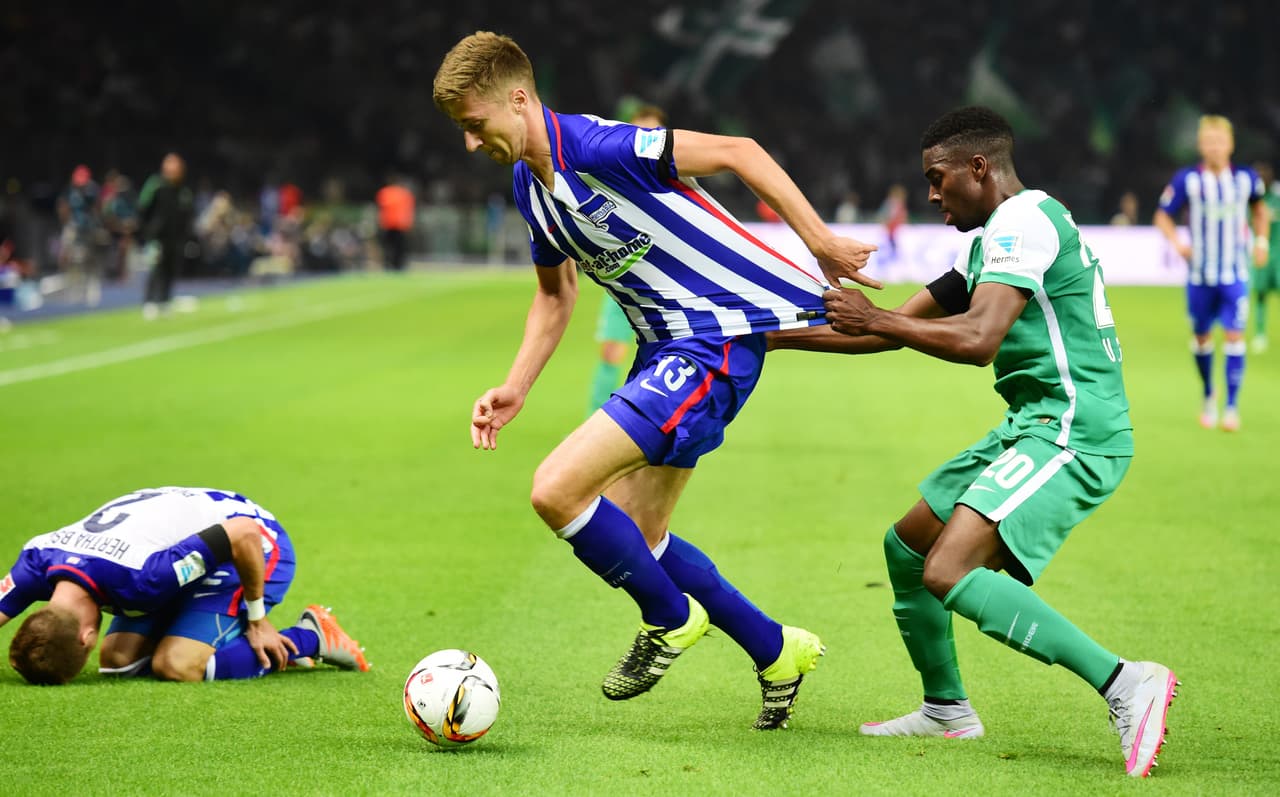 Hertha Berlín toma el liderato en la Bundesliga pese a no poder contra Werder Bremen