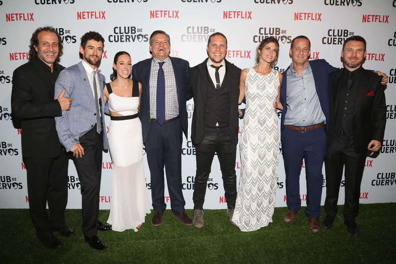 En 2015 se hizo parte del proyecto de 'Club de Cuervos', en el que interpreta al Director General del equipo.