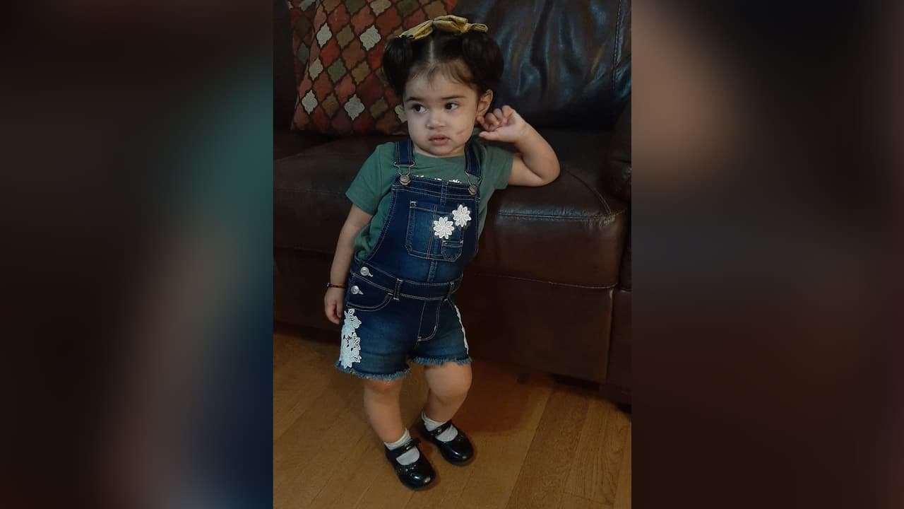 <b>Lila Botello</b> - "Feliz día del niño para todos los niños del mundo 😘😘"