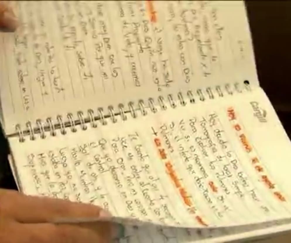 Afligida por todo lo que habían tenido que vivir, un día Gisella vio una edición de 
<a href="https://www.univision.com/shows/primer-impacto">Primer Impacto </a>y 
<b>decidió escribir una carta al programa</b> para dar a conocer el caso de su hijo y solicitar ayuda. 
<br>