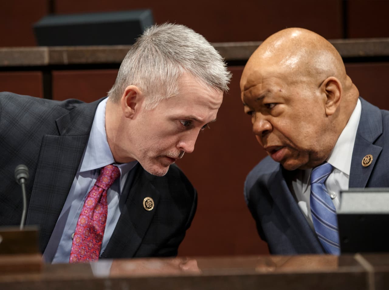 Los representantes Trey Gowdy y Elijah Cummings investigarán el uso de correos privados por parte de altos funcionarios de la Casa Blanca.