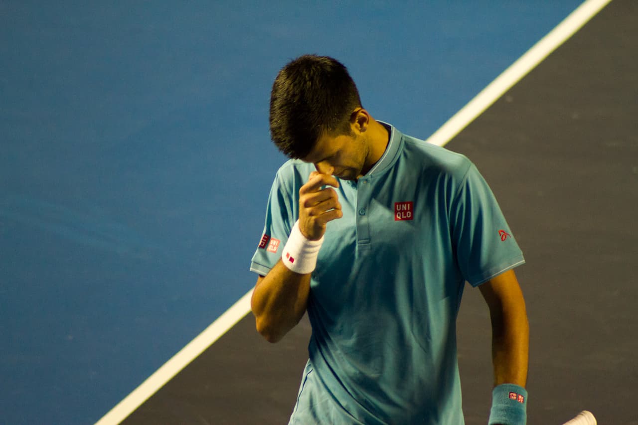 Nick Kyrgios eliminó al favorito del Abierto Mexicano, el serbio Novak Djokovic, número dos en la siembra de la ATP. El australiano dio una demostración de potencia y precisión con su saque que se tradujo en 25 aces para acceder a las Semifinales.