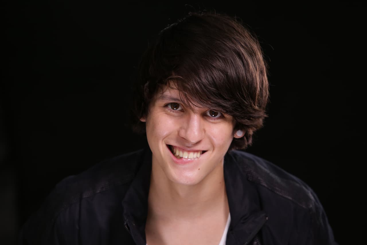 Christopher Vélez, Zabdiel de Jesús, Yoandri Cabrera, Joshua Greaux y Alan Matheus interpretaron Stay with me.