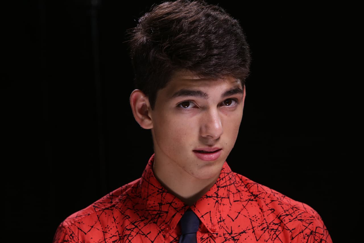 Próspero Pérez, Joel Pimentel, José Antonio Monroig, Jaime Cruz y Micke Moreno interpretaron Stuck on a feeling.