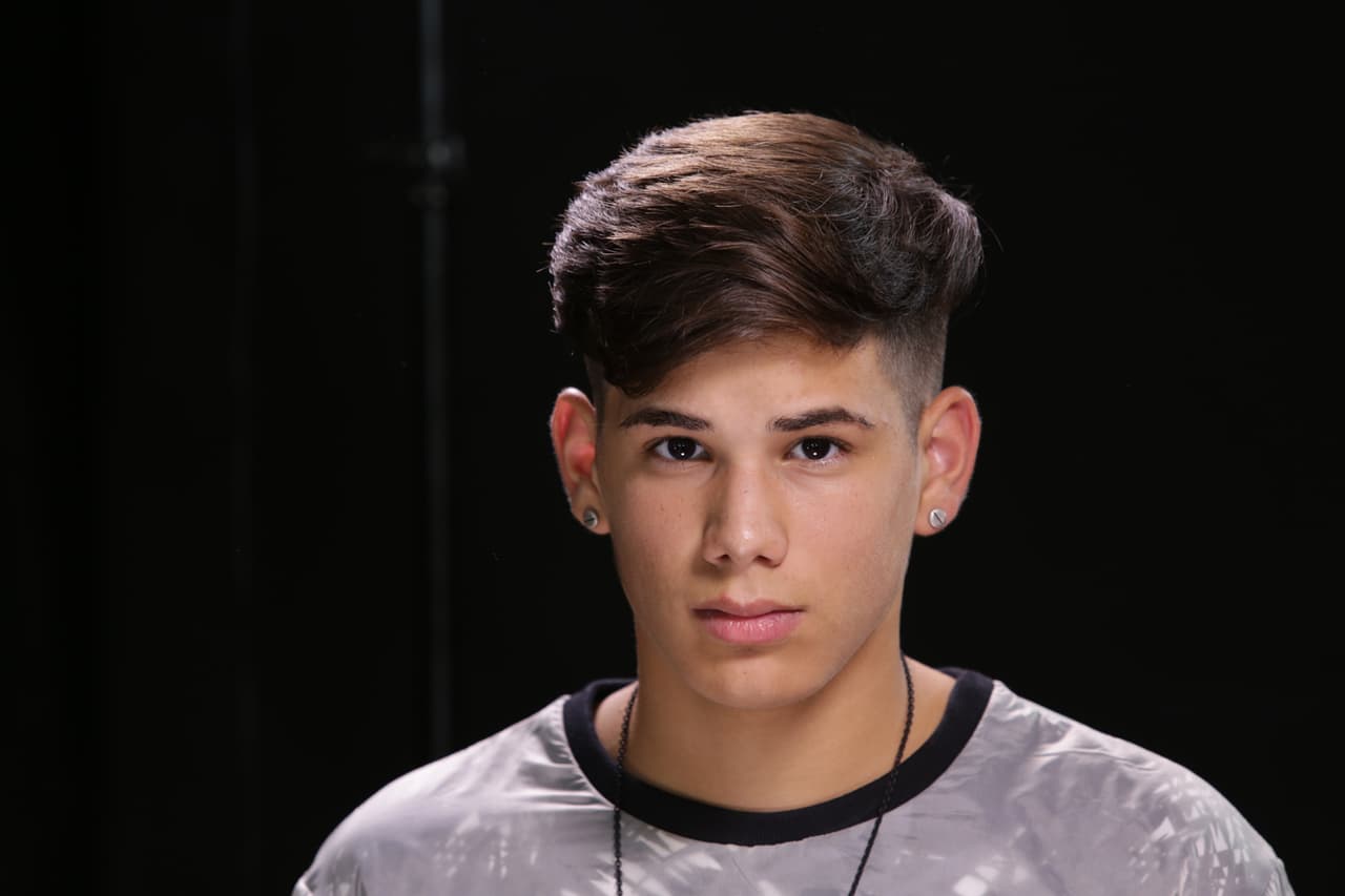 Próspero Pérez, Joel Pimentel, José Antonio Monroig, Jaime Cruz y Micke Moreno interpretaron Stuck on a feeling.