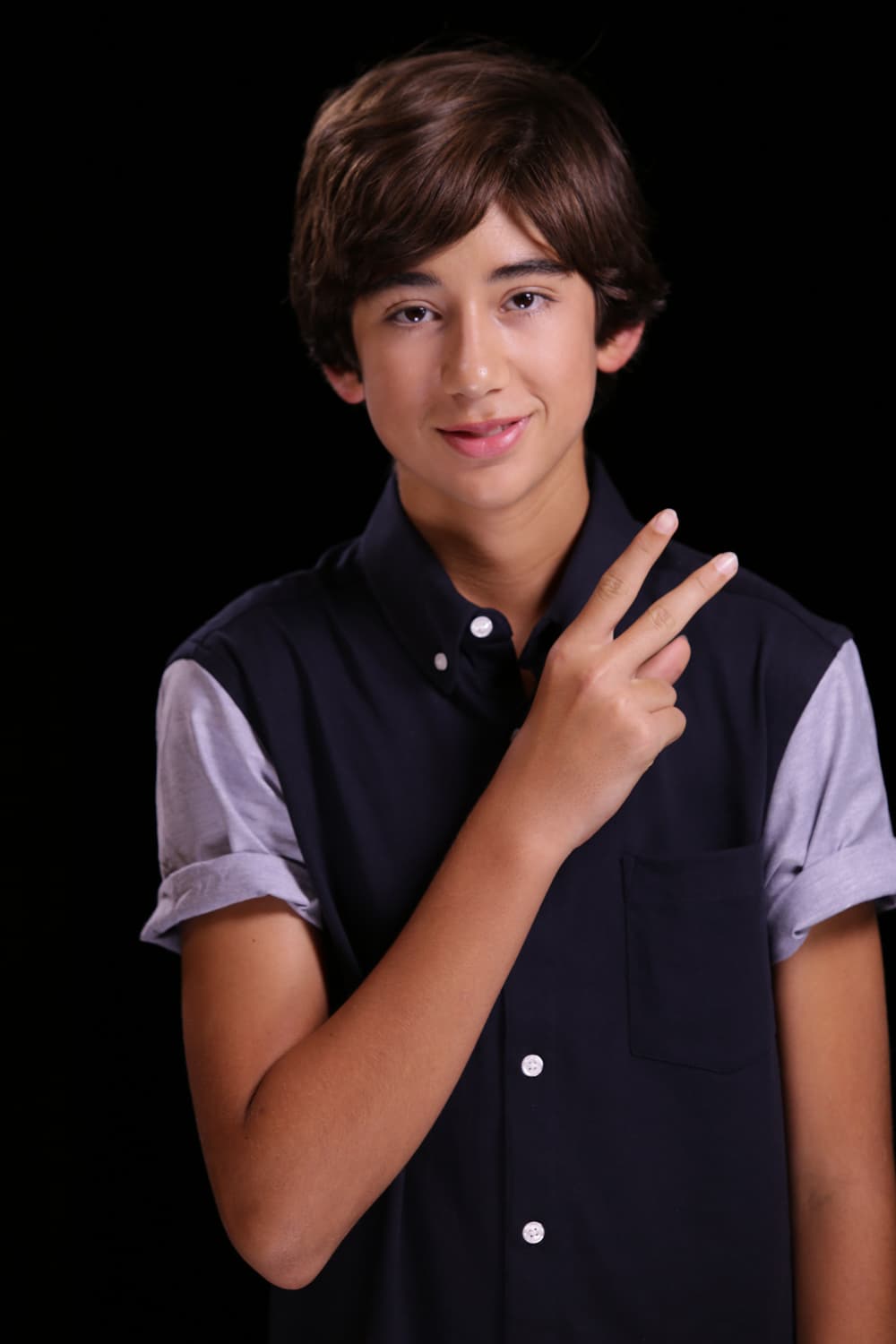 Christopher Vélez, Zabdiel de Jesús, Yoandri Cabrera, Joshua Greaux y Alan Matheus interpretaron Stay with me.