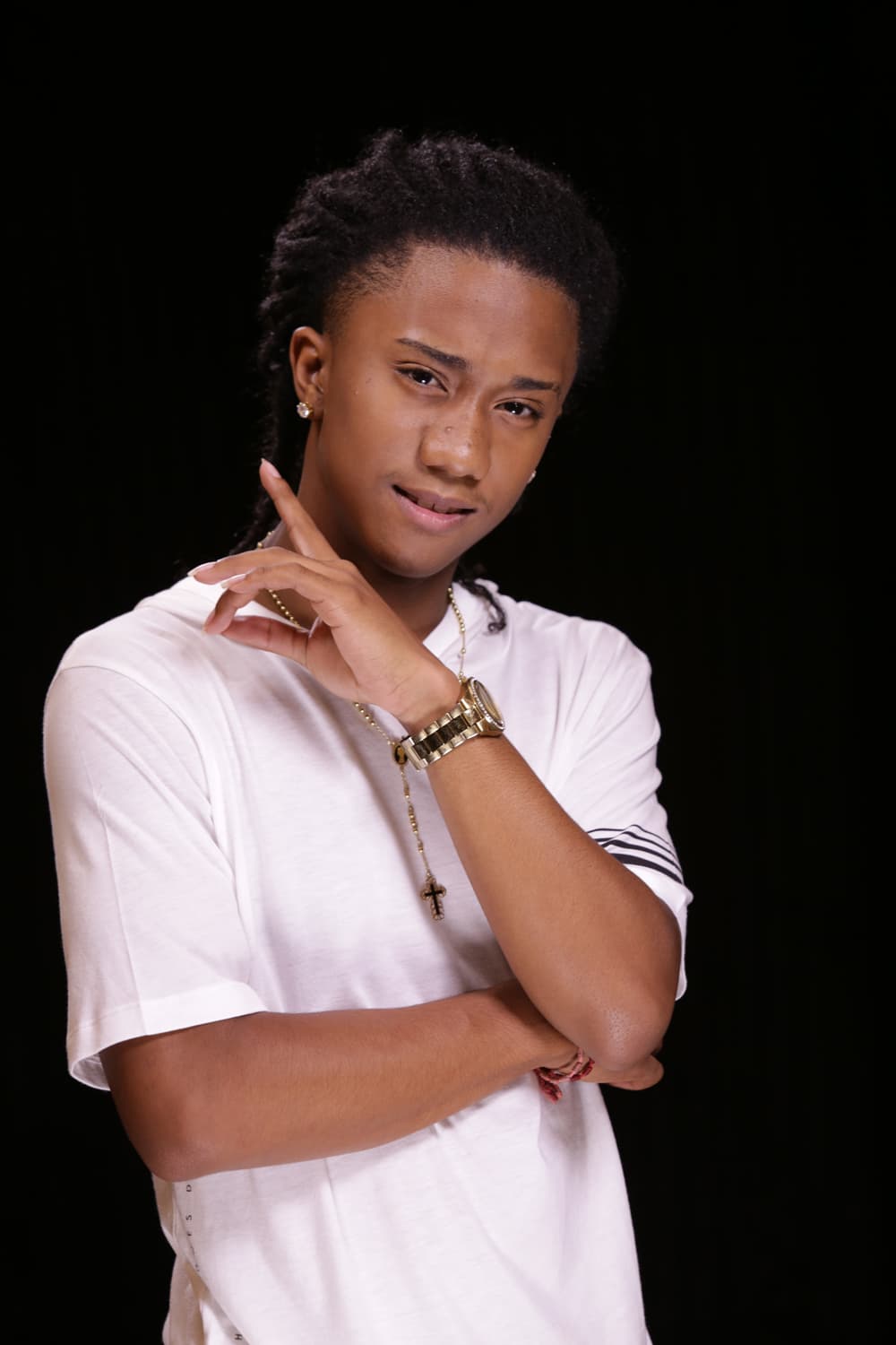 Nickie Jon Pabón, Mauricio Novoa, Erick Brian Colón, José Barrientos y Aaon Bodden interpretaron Adrenalina.