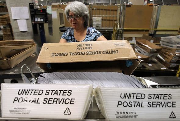 17 MIL EMPLEOS- Son aquellos que se perdieron en el sector público en el mes de agosto.